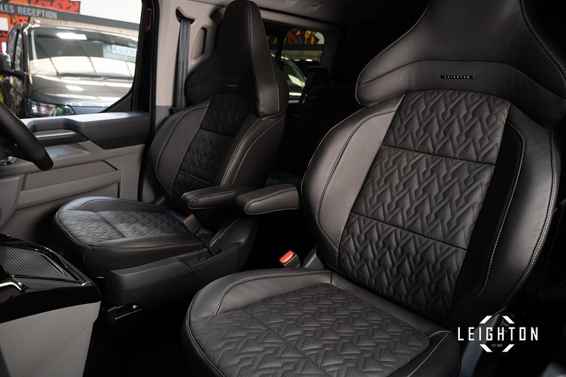Ford Transit Custom 2.5 320 PHEV 232ps Auto Double Cab L1 - N5625