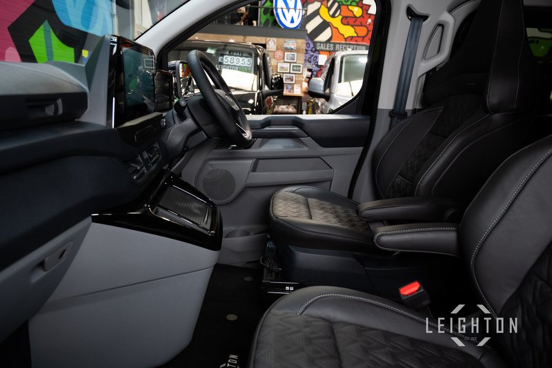 Ford Transit Custom 2.5 320 PHEV 232ps Auto Double Cab L1 - N5626