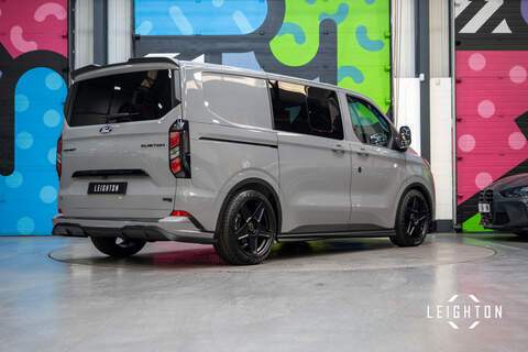 Ford Transit Custom 2.5 320 PHEV 232ps Auto Double Cab L1 - N5629