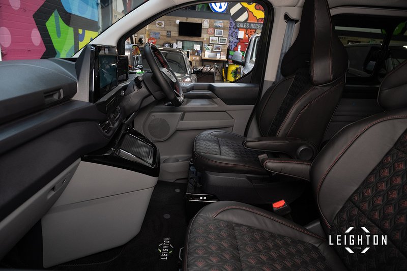 Ford Transit Custom 2.5 320 PHEV 232ps Auto Double Cab L1 - N5630