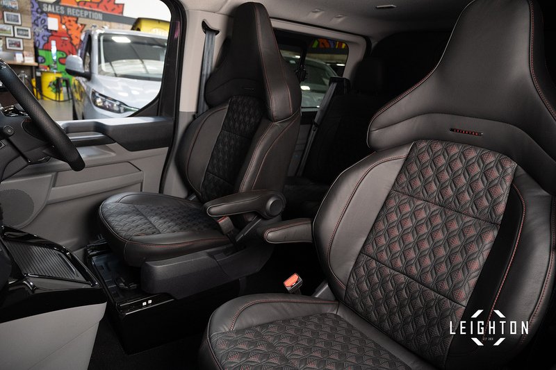 Ford Transit Custom 2.5 320 PHEV 232ps Auto Double Cab L1 - N5630