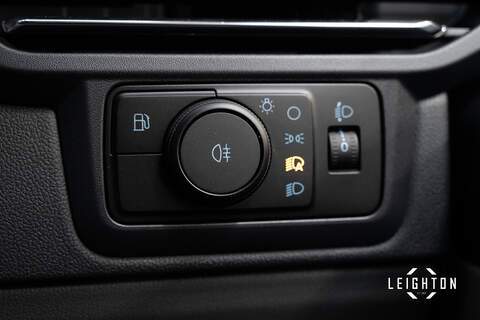 Ford Transit Custom 2.5 320 PHEV 232ps Auto Double Cab L1 - N5630