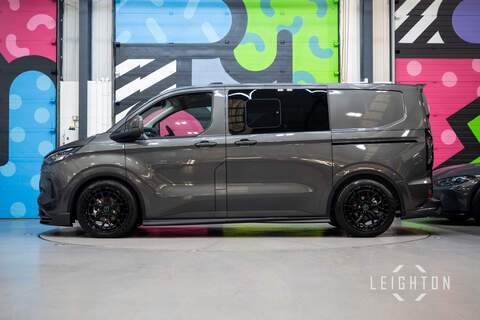 Ford Transit Custom 2.5 320 PHEV 232ps Auto Double Cab L1 - N5652