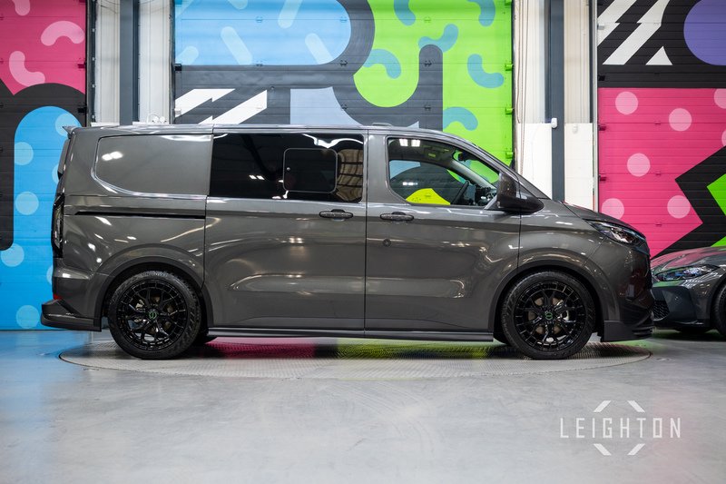 Ford Transit Custom 2.5 320 PHEV 232ps Auto Double Cab L1 - N5652