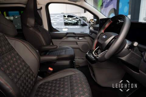 Ford Transit Custom 2.5 320 PHEV 232ps Auto Double Cab L1 - N5652
