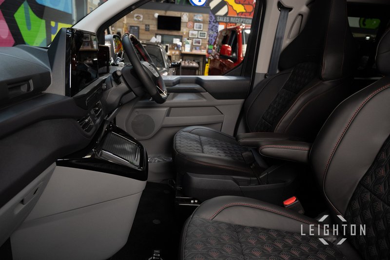 Ford Transit Custom 2.5 320 PHEV 232ps Auto Double Cab L1 - N5652