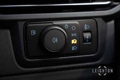 Ford Transit Custom 2.5 320 PHEV 232ps Auto Double Cab L1 - N5652
