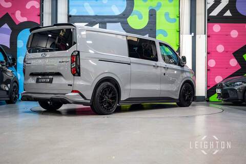 Ford Transit Custom 2.5 320 PHEV 232ps Auto Double Cab L2 - N5663