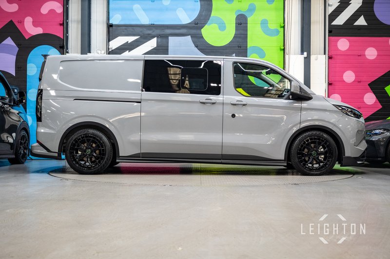 Ford Transit Custom 2.5 320 PHEV 232ps Auto Double Cab L2 - N5663