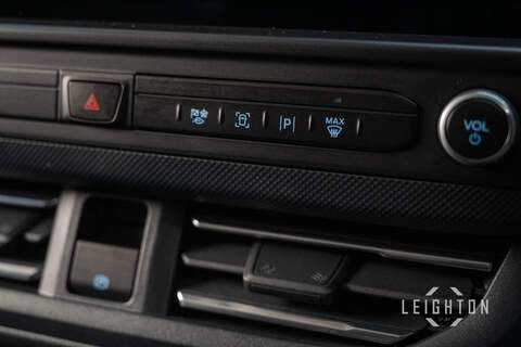 Ford Transit Custom 2.5 320 PHEV 232ps Auto Double Cab L2 - N5663