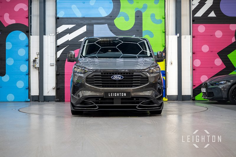 Ford Transit Custom 2.5 320 PHEV 232ps Auto Double Cab L2 - N5674