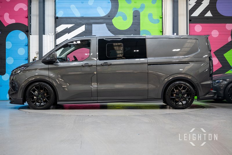 Ford Transit Custom 2.5 320 PHEV 232ps Auto Double Cab L2 - N5674