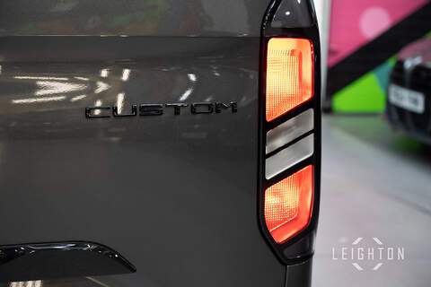 Ford Transit Custom 2.5 320 PHEV 232ps Auto Double Cab L2 - N5674