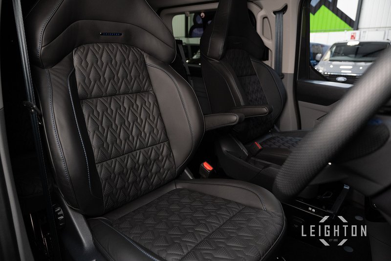 Ford Transit Custom 2.5 320 PHEV 232ps Auto Double Cab L2 - N5674