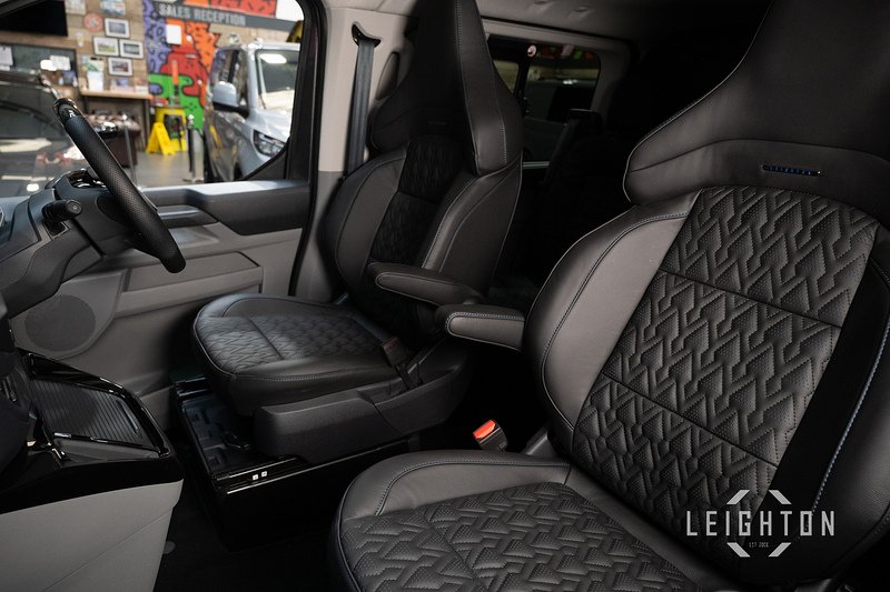 Ford Transit Custom 2.5 320 PHEV 232ps Auto Double Cab L2 - N5674