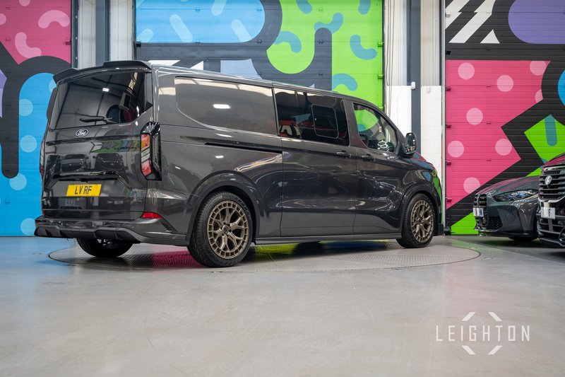 Ford Transit Custom 2.5 320 232ps PHEV Auto Double Cab L2 - N5682