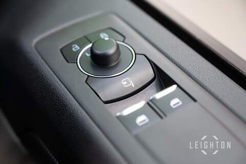 Ford Transit Custom 2.5 320 PHEV 232ps Auto Panel Van L1 - N5685