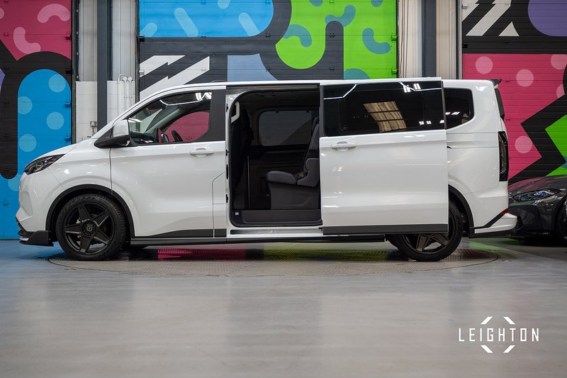 Ford Tourneo Custom 2.5 340 PHEV 232ps Auto Tourneo L2 - N5693