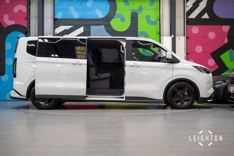 Ford Tourneo Custom 2.5 340 PHEV 232ps Auto Tourneo L2 - N5693
