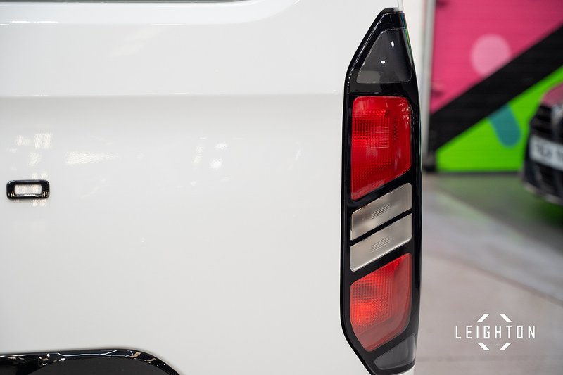 Ford Tourneo Custom 2.5 340 PHEV 232ps Auto Tourneo L2 - N5693
