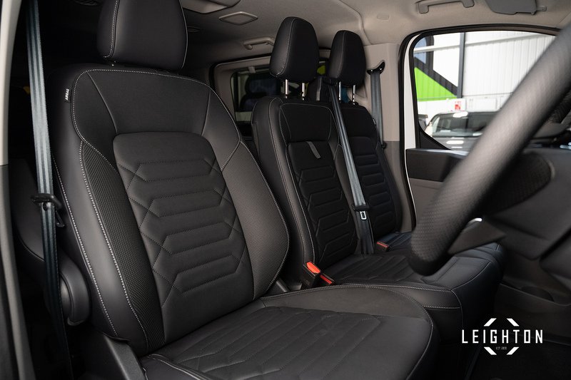Ford Tourneo Custom 2.5 340 PHEV 232ps Auto Tourneo L2 - N5693
