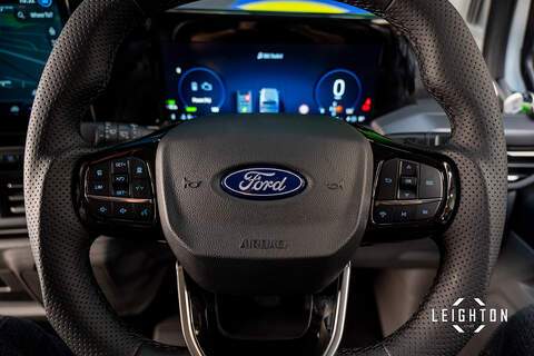 Ford Tourneo Custom 2.5 340 PHEV 232ps Auto Tourneo L2 - N5693