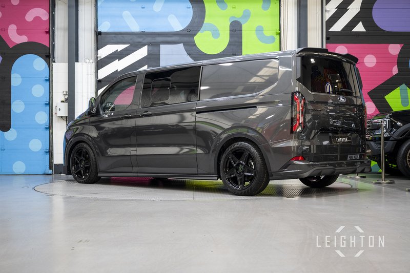 Ford Transit Custom 2.5 320 232ps Auto PHEV Double Cab L2 - N5695