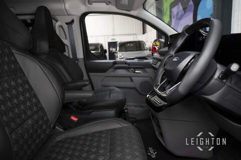 Ford Transit Custom 2.5 320 232ps Auto PHEV Double Cab L2 - N5695
