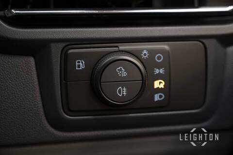 Ford Transit Custom 2.5 320 232ps Auto PHEV Double Cab L2 - N5695