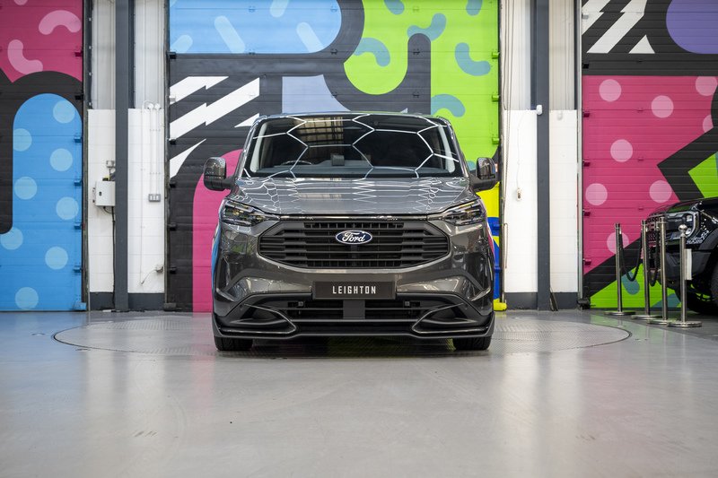 Ford Transit Custom 2.5 320 232ps Auto PHEV Double Cab L2 - N5703