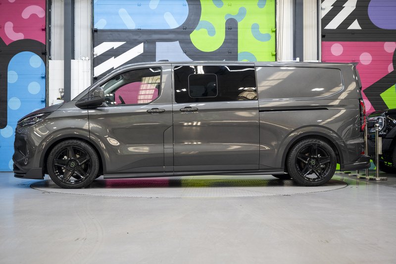 Ford Transit Custom 2.5 320 232ps Auto PHEV Double Cab L2 - N5703