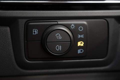 Ford Transit Custom 2.5 320 232ps Auto PHEV Double Cab L2 - N5703