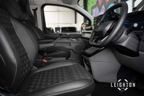 Ford Transit Custom 2.5 320 232ps Auto Phev Double Cab L1 - N5705