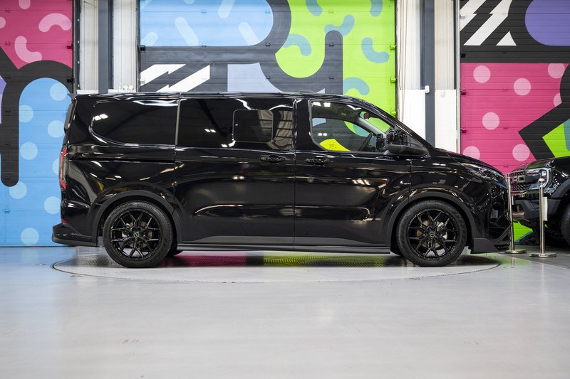 Ford Transit Custom 2.5 320 232ps Auto PHEV Double Cab L1 - N5707