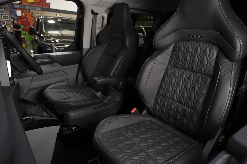Ford Transit Custom 2.5 320 232ps Auto PHEV Double Cab L1 - N5707