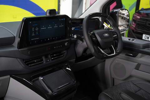 Ford Transit Custom 2.5 320 232ps Auto PHEV Double Cab L1 - N5707