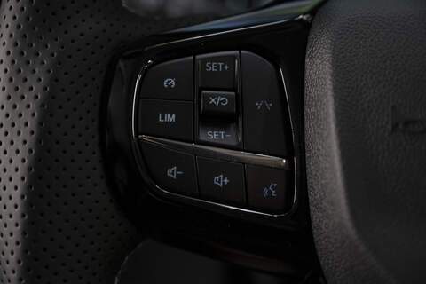 Ford Transit Custom 2.5 320 232ps Auto PHEV Double Cab L1 - N5707
