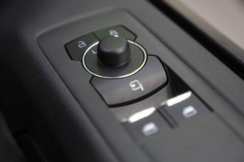 Ford Transit Custom 2.5 320 232ps Auto PHEV Double Cab L1 - N5707