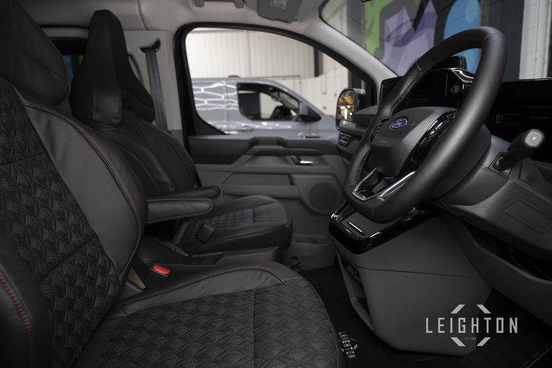 Ford Transit Custom 2.5 320 232ps Auto PHEV Double Cab L1 - N5708