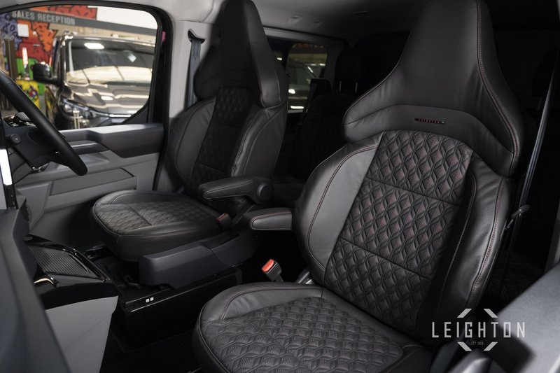 Ford Transit Custom 2.5 320 232ps Auto PHEV Double Cab L1 - N5708
