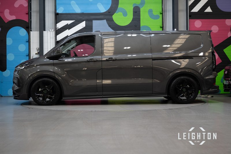 Ford Transit Custom 2.5 320 232ps Auto PHEV Panel Van L2 - N5715