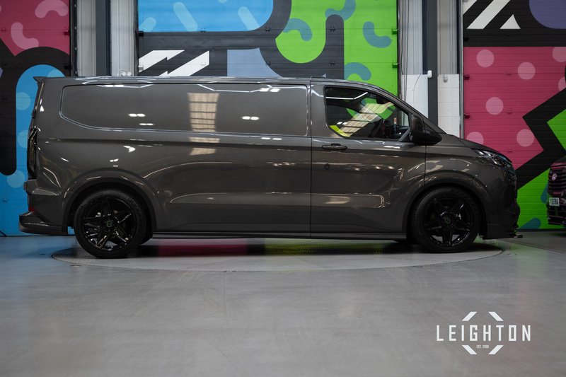 Ford Transit Custom 2.5 320 232ps Auto PHEV Panel Van L2 - N5715