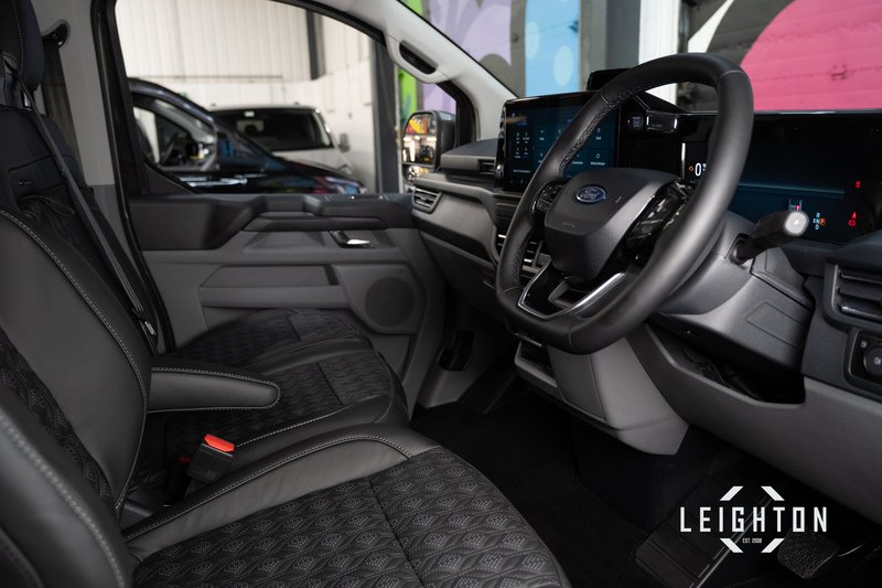 Ford Transit Custom 2.5 320 232ps Auto PHEV Panel Van L2 - N5715