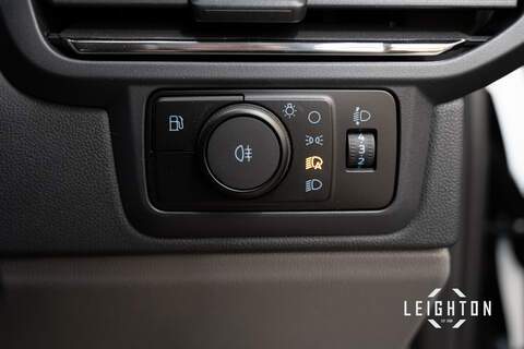 Ford Transit Custom 2.5 320 232ps Auto PHEV Panel Van L2 - N5715