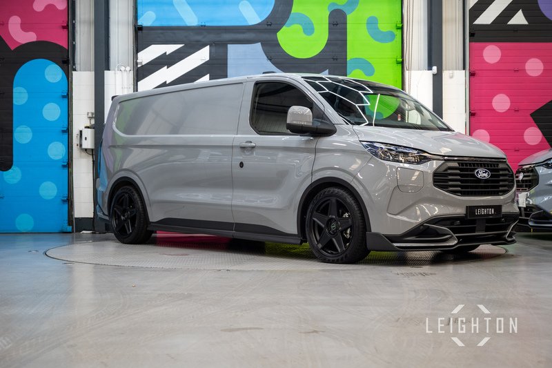 Ford Transit Custom 2.5 320 232ps Auto PHEV Panel Van L2 - N5720
