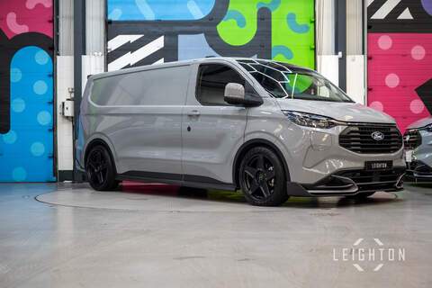 Ford Transit Custom 2.5 320 232ps Auto PHEV Panel Van L1