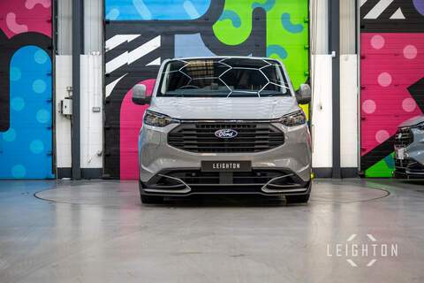 Ford Transit Custom 2.5 320 232ps Auto PHEV Panel Van L2 - N5720