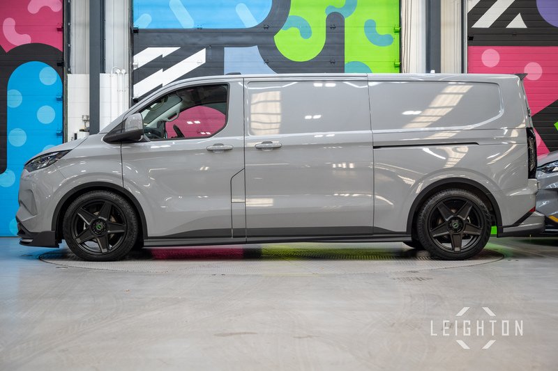 Ford Transit Custom 2.5 320 232ps Auto PHEV Panel Van L2 - N5720