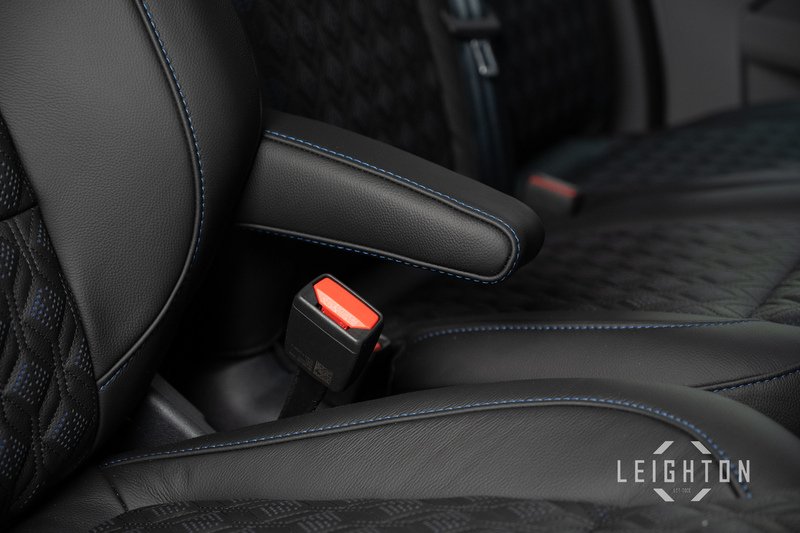 Ford Transit Custom 2.5 320 232ps Auto PHEV Panel Van L2 - N5720