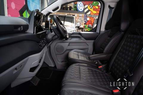 Ford Transit Custom 2.5 320 232ps Auto PHEV Panel Van L2 - N5720